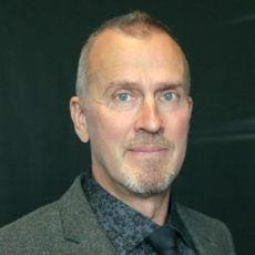 Jari Drake